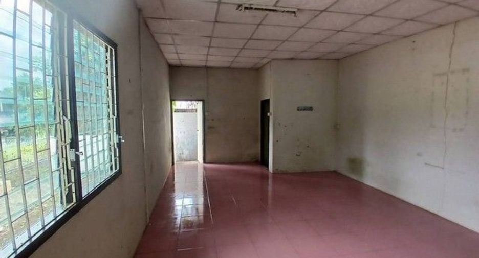Haus zum Kauf mit 1 Zimmer in Ban Khai, Rayong