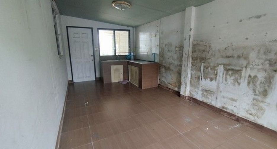 Haus zum Kauf mit 1 Zimmer in Ban Khai, Rayong