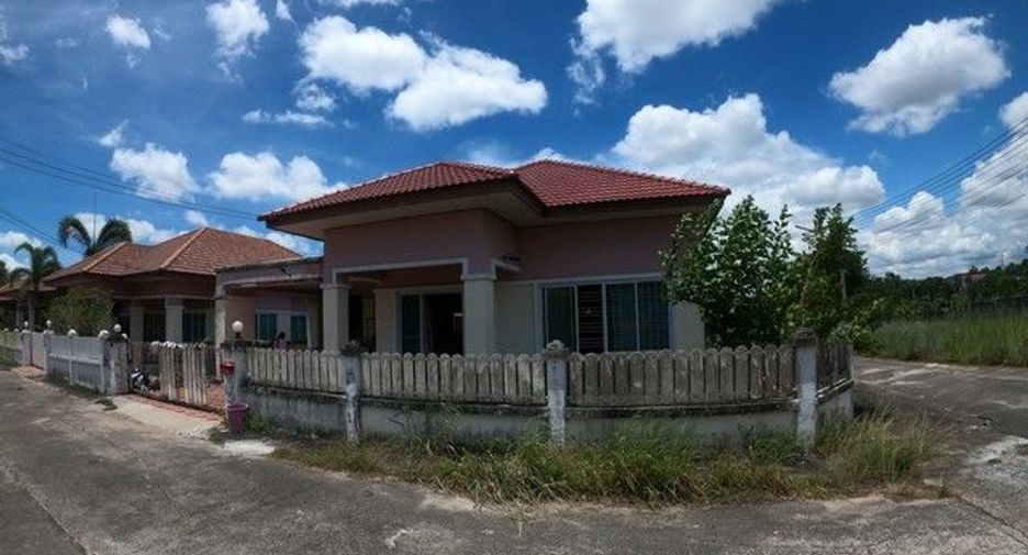 For sale 1 bed house in Ban Bueng, Chonburi