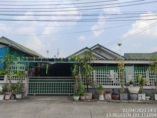 For sale 1 bed house in Ban Bueng, Chonburi
