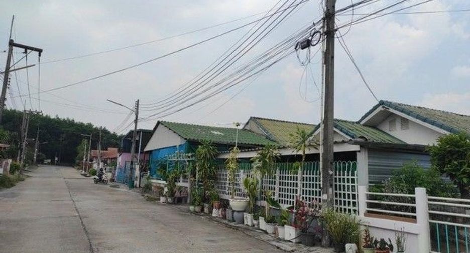 For sale 1 bed house in Ban Bueng, Chonburi