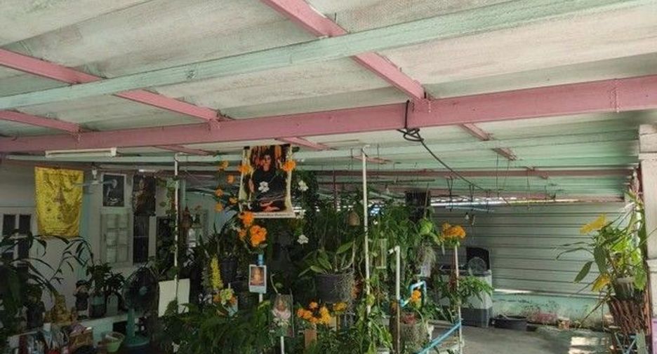 For sale 1 bed house in Ban Bueng, Chonburi