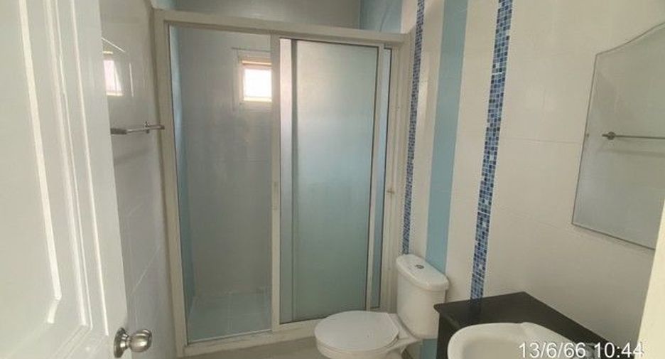 For sale 3 bedrooms house in Ban Bueng, Chonburi