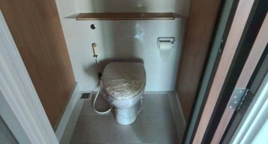À vendre studio condo à Ban Bueng, Chonburi