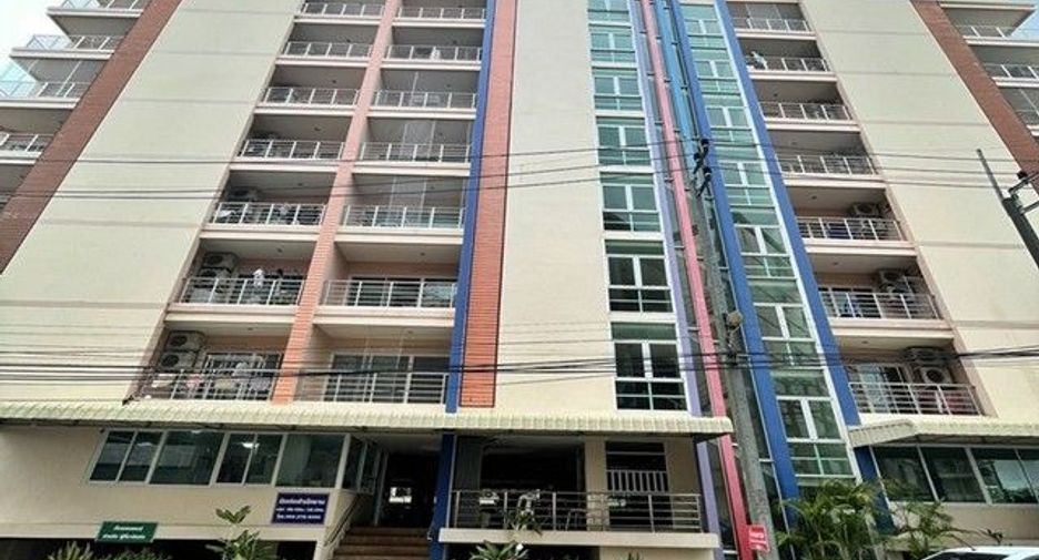 À vendre 1 chambre condo à Ban Bueng, Chonburi