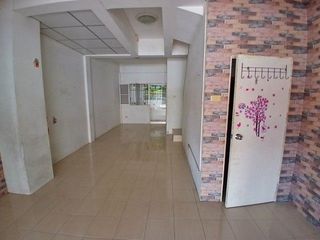 Продажа 1 кровать таунхаус в Mueang Chon Buri, Чонбури