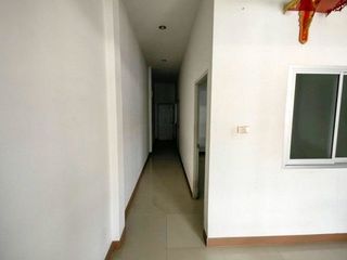 For sale 1 Beds townhouse in Ban Bueng, Chonburi