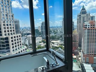 Wohnung zum Kauf mit 1 Zimmer in Bang Rak, Bangkok