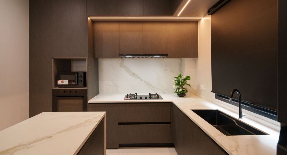ให้เช่า และ ขาย 5 ห้องนอน บ้านเดี่ยว ใน เมืองเชียงใหม่, เชียงใหม่