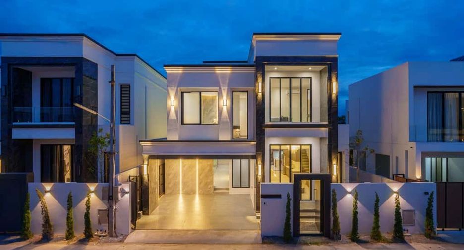 ให้เช่า และ ขาย 5 ห้องนอน บ้านเดี่ยว ใน เมืองเชียงใหม่, เชียงใหม่