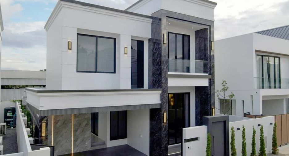 ให้เช่า และ ขาย 5 ห้องนอน บ้านเดี่ยว ใน เมืองเชียงใหม่, เชียงใหม่