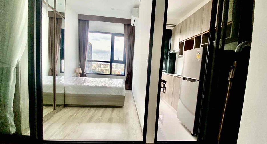 For rent 1 bed condo in Watthana, Bangkok