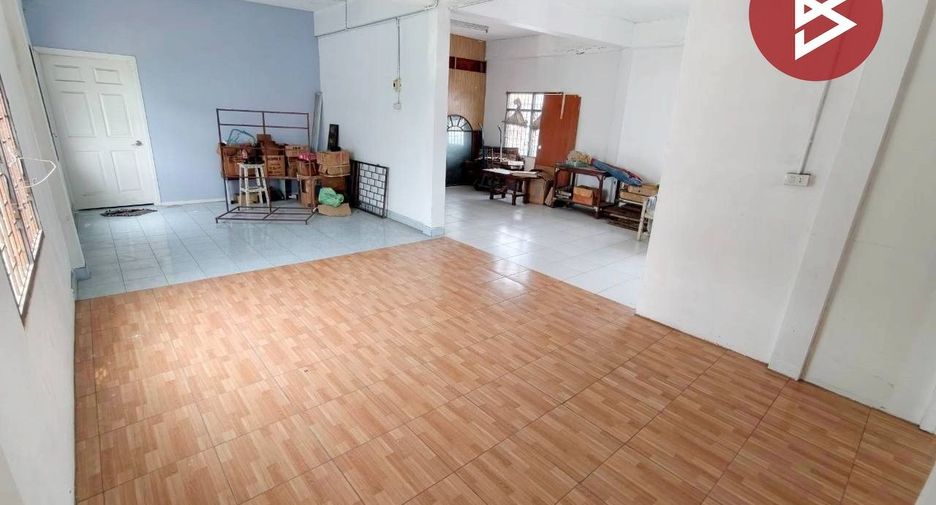 For sale 6 bedrooms retail Space in Mueang Samut Prakan, Samut Prakan