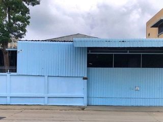 For rent and for sale 3 bedrooms warehouse in Sai Noi, Nonthaburi