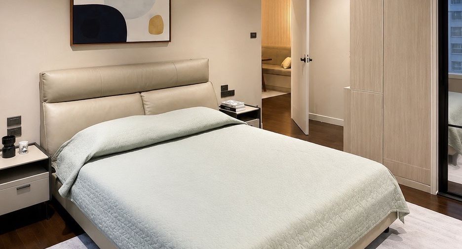 For sale 2 bedrooms condo in Khlong Toei, Bangkok