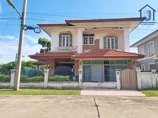 For sale 3 ベッドルーム house in Mueang Nakhon Pathom, Nakhon Pathom