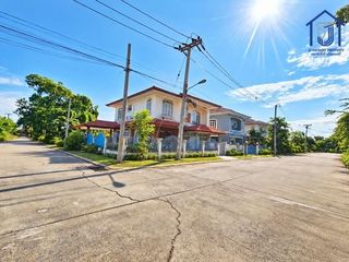 For sale 3 ベッドルーム house in Mueang Nakhon Pathom, Nakhon Pathom