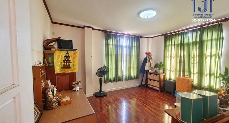 For sale 3 ベッドルーム house in Mueang Nakhon Pathom, Nakhon Pathom