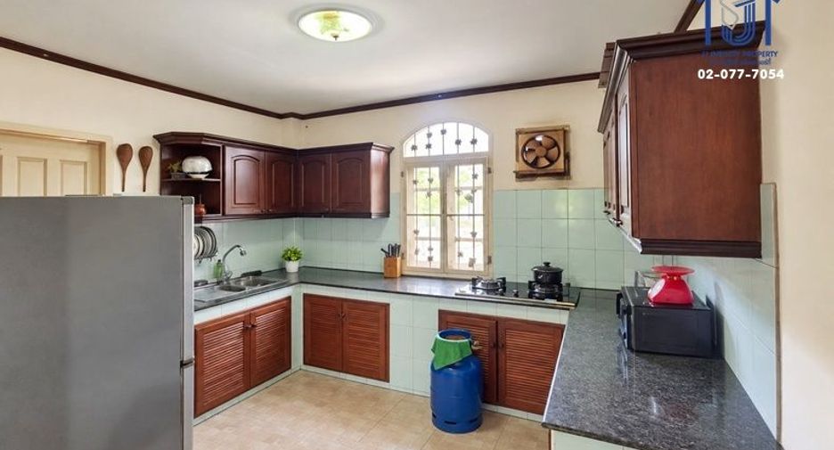 For sale 3 ベッドルーム house in Mueang Nakhon Pathom, Nakhon Pathom