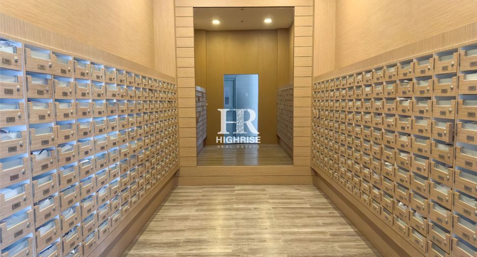 For sale 3 ベッドルーム condo in Bang Saray, Pattaya