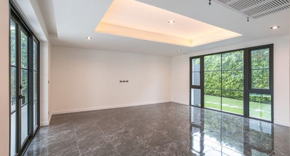 For sale 5 bedrooms house in Pak Kret, Nonthaburi