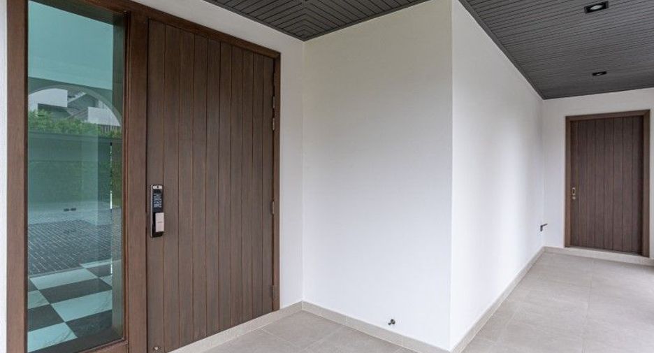 For sale 5 bedrooms house in Pak Kret, Nonthaburi
