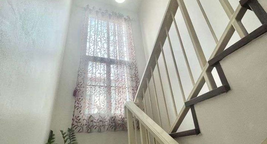 For rent and for sale 3 bedrooms house in Doi Saket, Chiang Mai