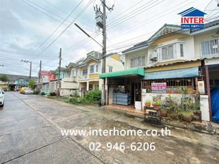 Casa adosada en venta de 3 habitaciones en Bang Khun Thian, Bangkok