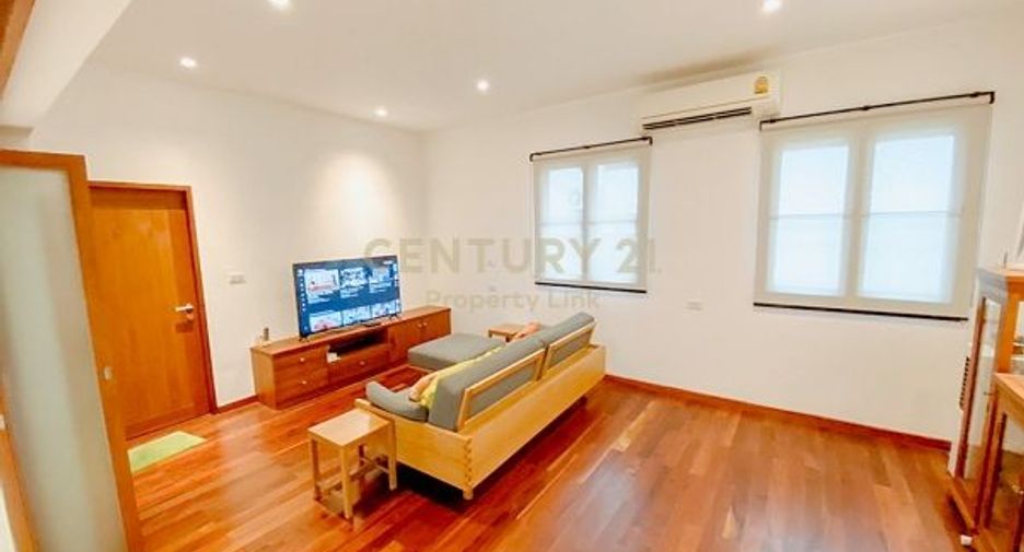 Haus zur Miete mit 3 Zimmer in Phaya Thai, Bangkok