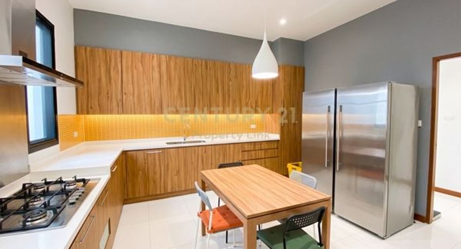 Haus zur Miete mit 3 Zimmer in Phaya Thai, Bangkok