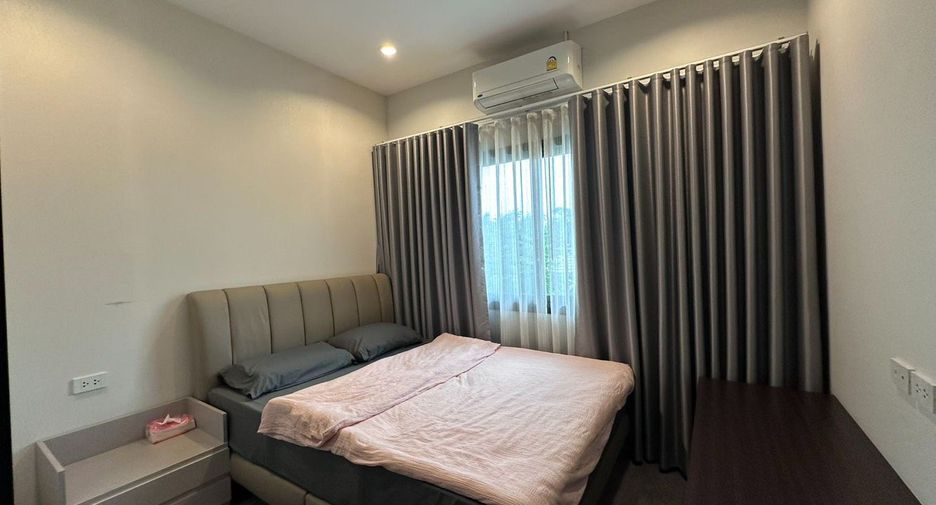 For sale 4 bedrooms house in Bang Lamung, Chonburi