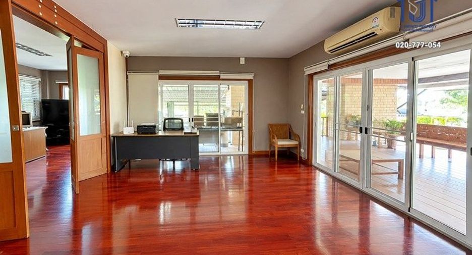 À vendre 3 chambres maison à Mueang Samut Sakhon, Samut Sakhon