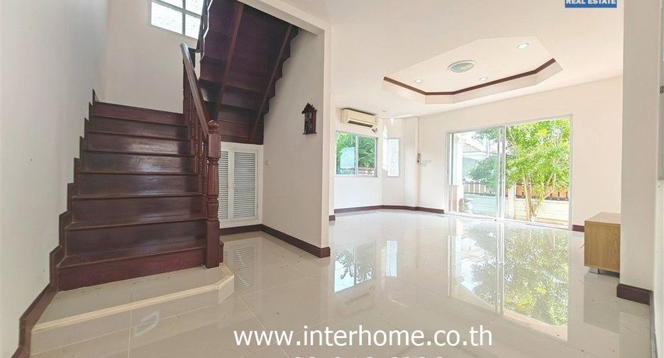 À vendre 3 chambres maison à Phutthamonthon, Nakhon Pathom
