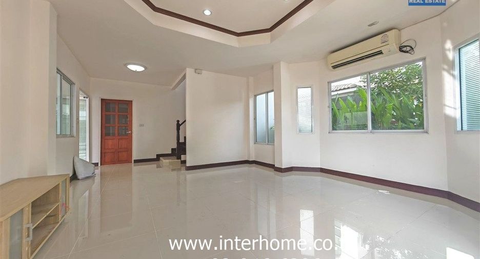 À vendre 3 chambres maison à Phutthamonthon, Nakhon Pathom