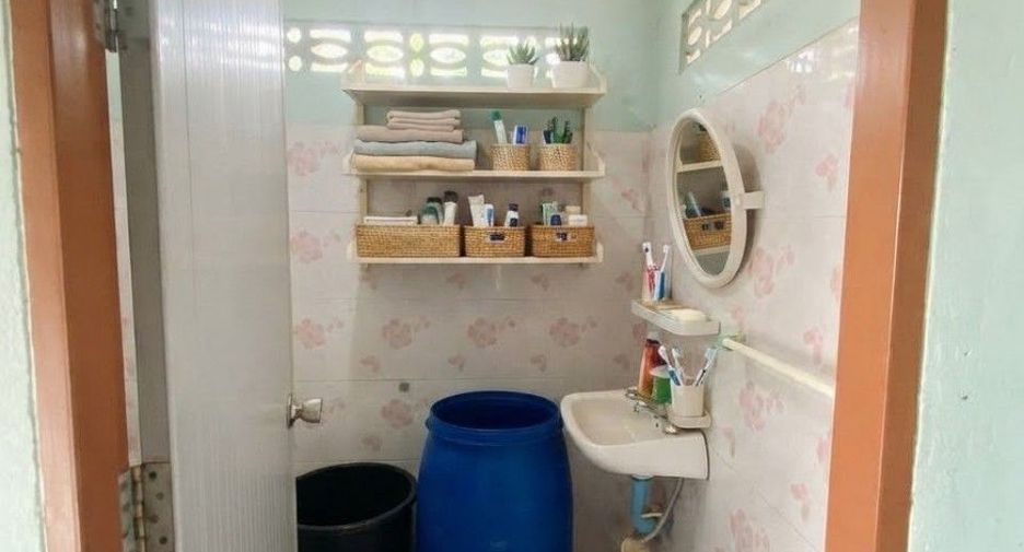 For sale 2 bedrooms house in Tha Mai, Chanthaburi