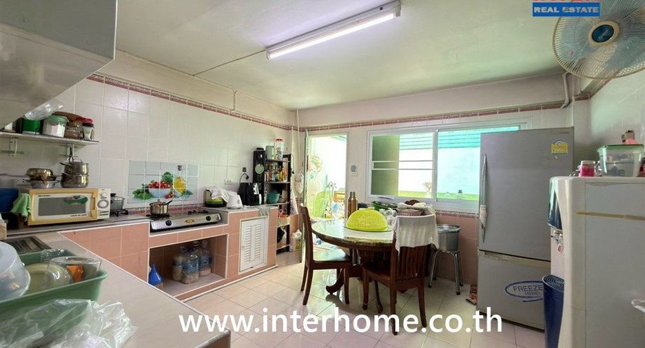 À vendre 3 chambres local commercial à Mueang Samut Sakhon, Samut Sakhon