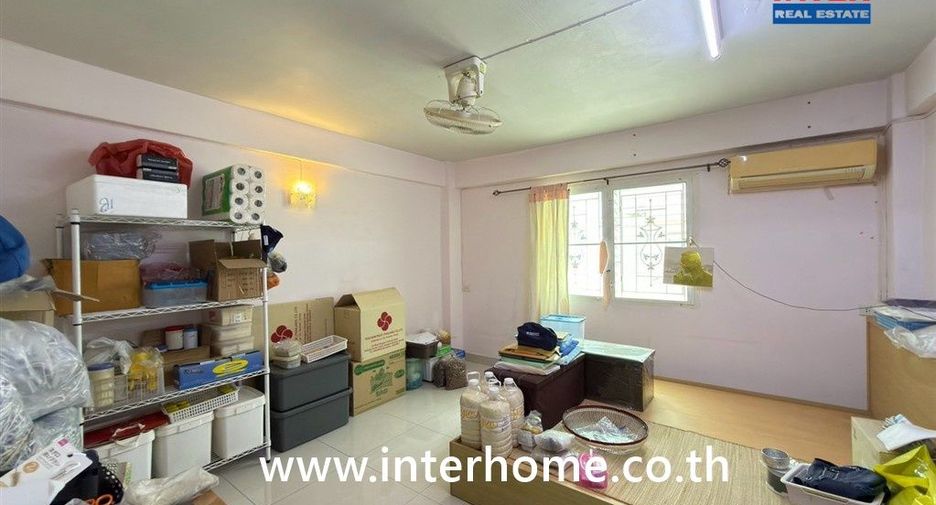 À vendre 3 chambres local commercial à Mueang Samut Sakhon, Samut Sakhon