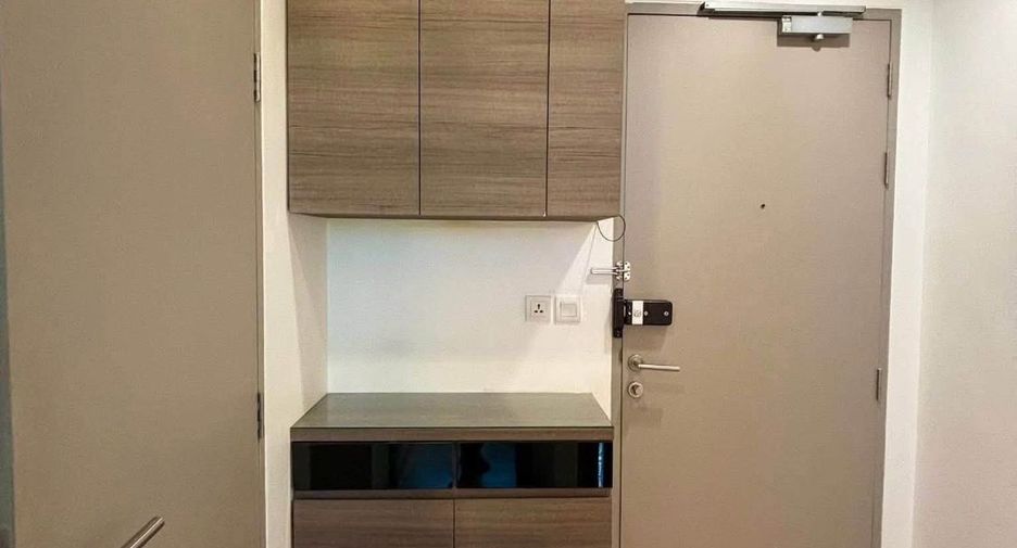 À louer 1 chambre condo à Phra Khanong, Bangkok