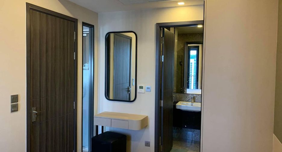 For rent 1 bed condo in Khlong Toei, Bangkok
