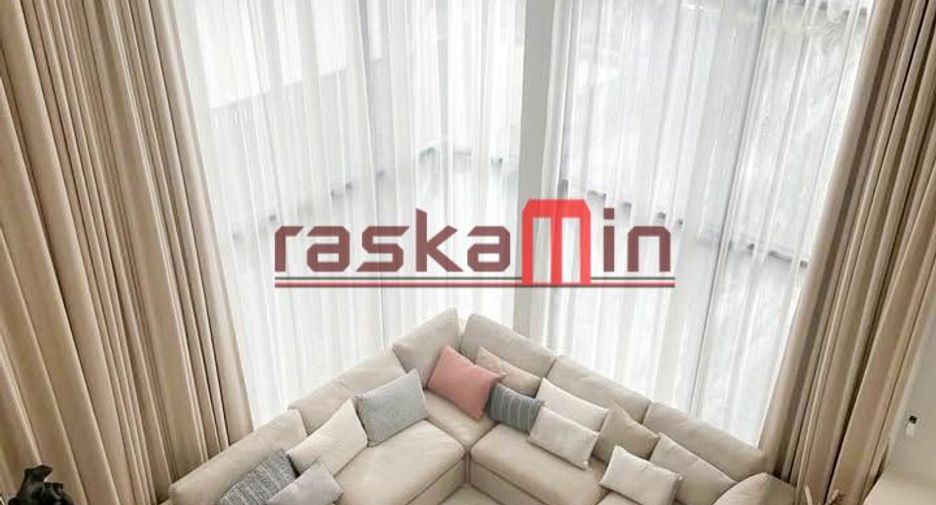 For sale 4 bedrooms villa in Bang Lamung, Chonburi