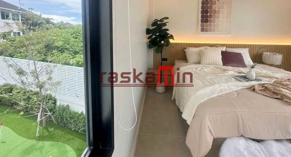For sale 4 bedrooms villa in Bang Lamung, Chonburi