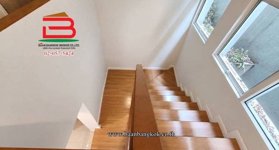 For sale 3 bedrooms house in Khan Na Yao, Bangkok