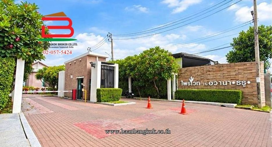 For sale 3 bedrooms house in Khan Na Yao, Bangkok