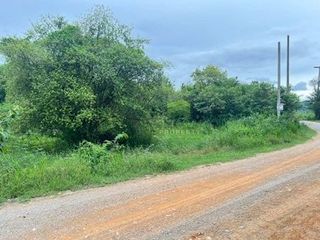 出售 土地 在 Tha Yang, Phetchaburi