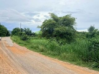 出售 土地 在 Tha Yang, Phetchaburi
