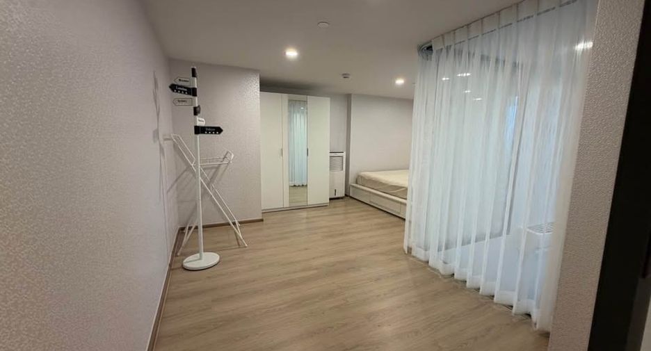 Condo en alquiler de 2 habitaciones en Khlong Toei, Bangkok