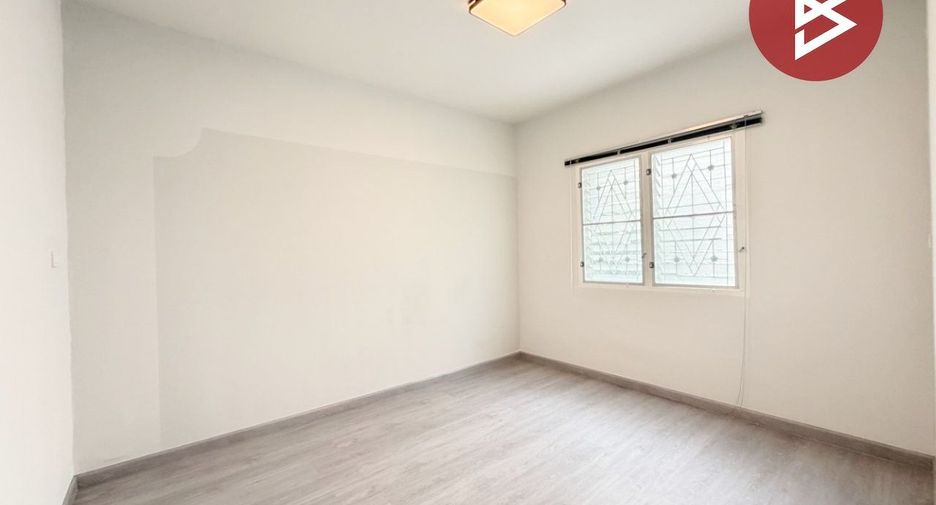 出售 1 卧室 公寓 在 Bang Sao Thong, Samut Prakan