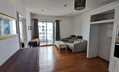 Wohnung zur Miete mit 1 Zimmer in Khlong San, Bangkok