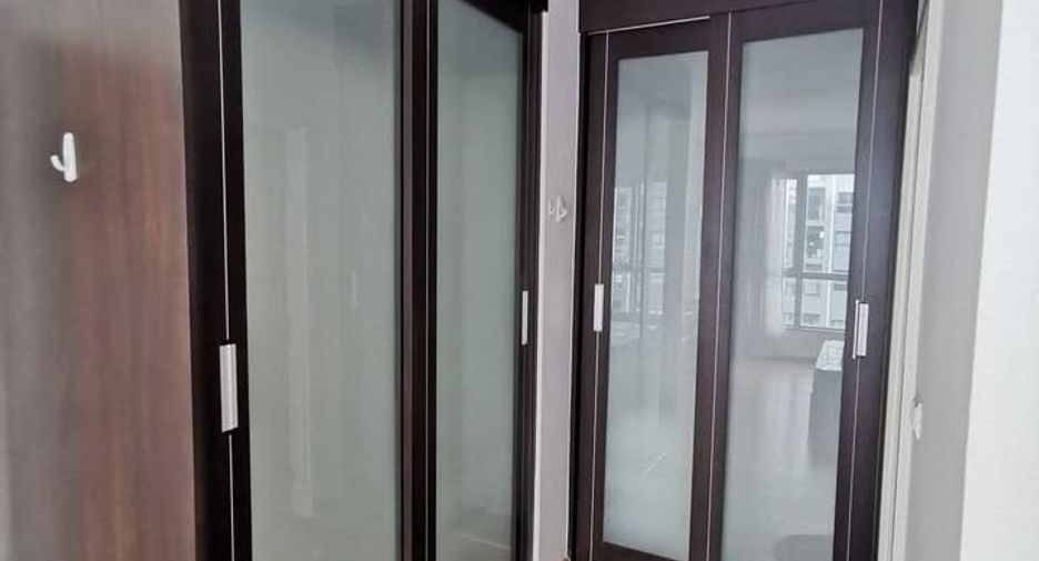 Wohnung zur Miete mit 1 Zimmer in Khlong San, Bangkok