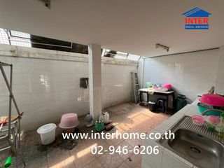 Gewerbefläche zum Kauf mit 3 Zimmer in Mueang Samut Prakan, Samut Prakan
